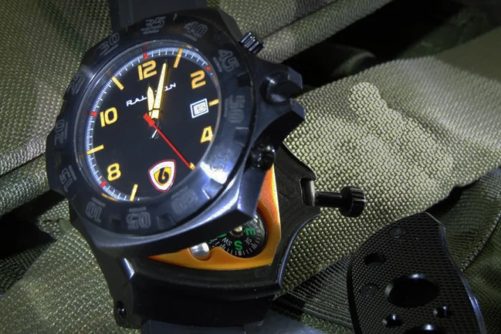 The Recon 6 has a hidden secret