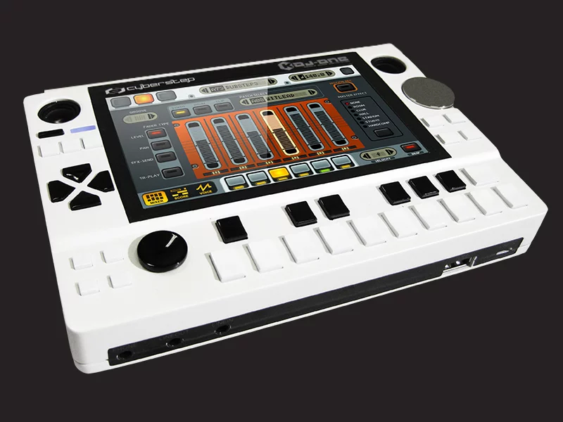 16 velocity sensitive keypads feature, with a joystick and tap tempo button to either side