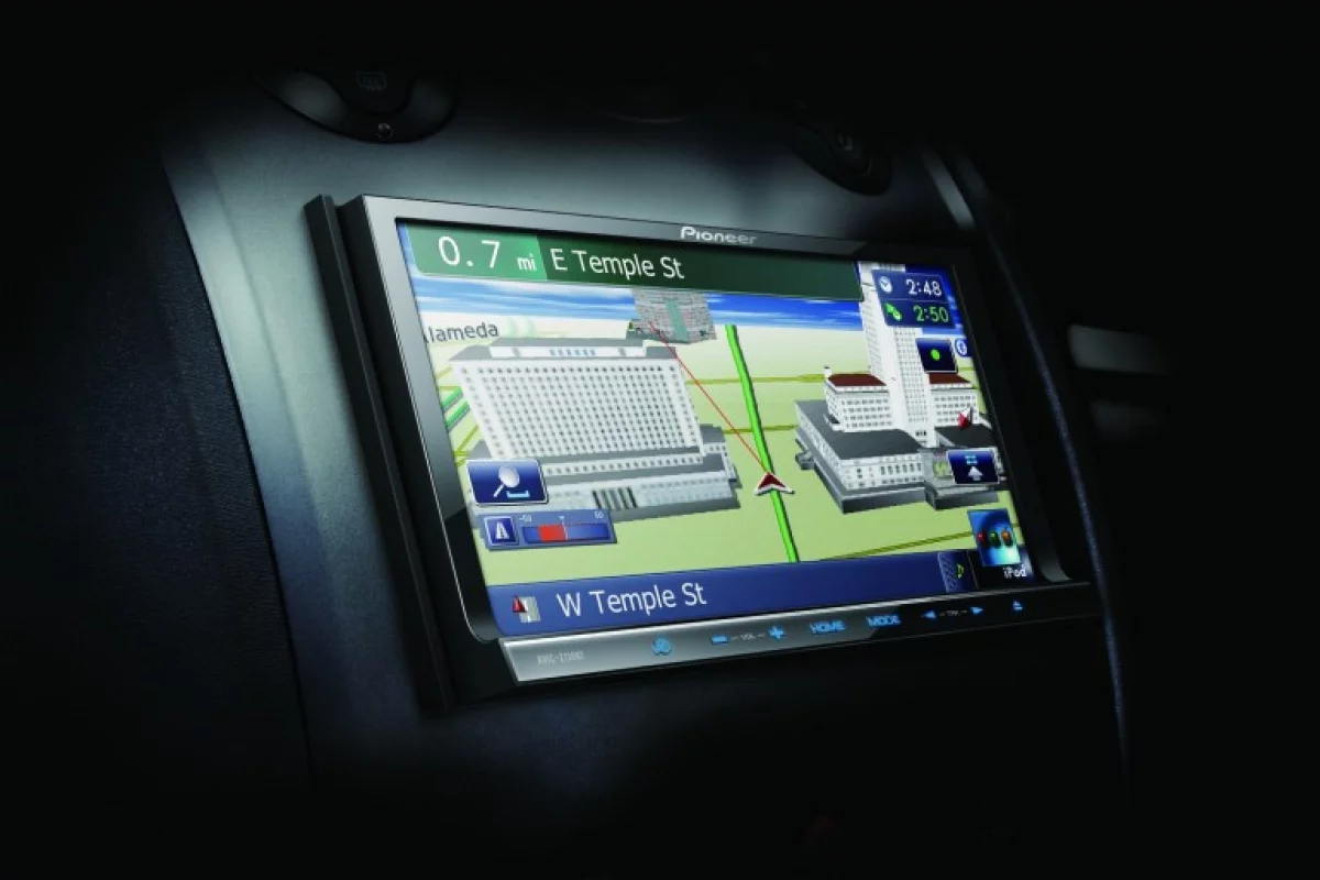 Pioneer AVIC-Z130BT in-car navigation system