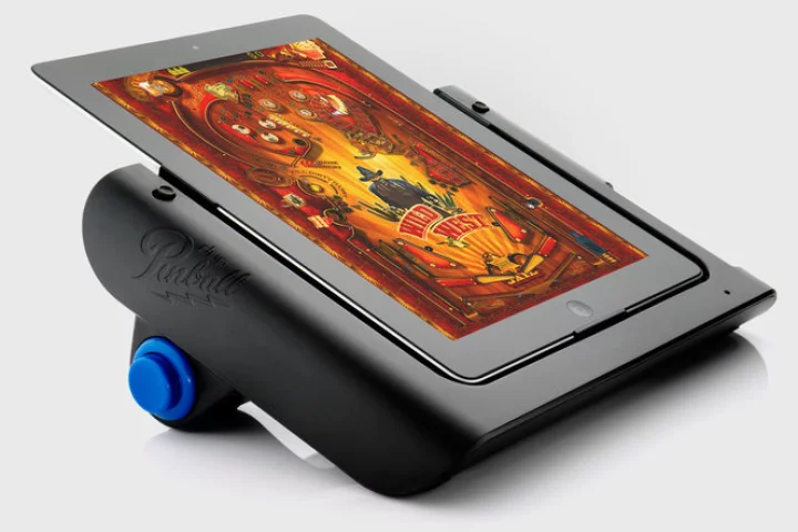 Duo Pinball adds a physical controller to enhance the gaming experience on the iPad