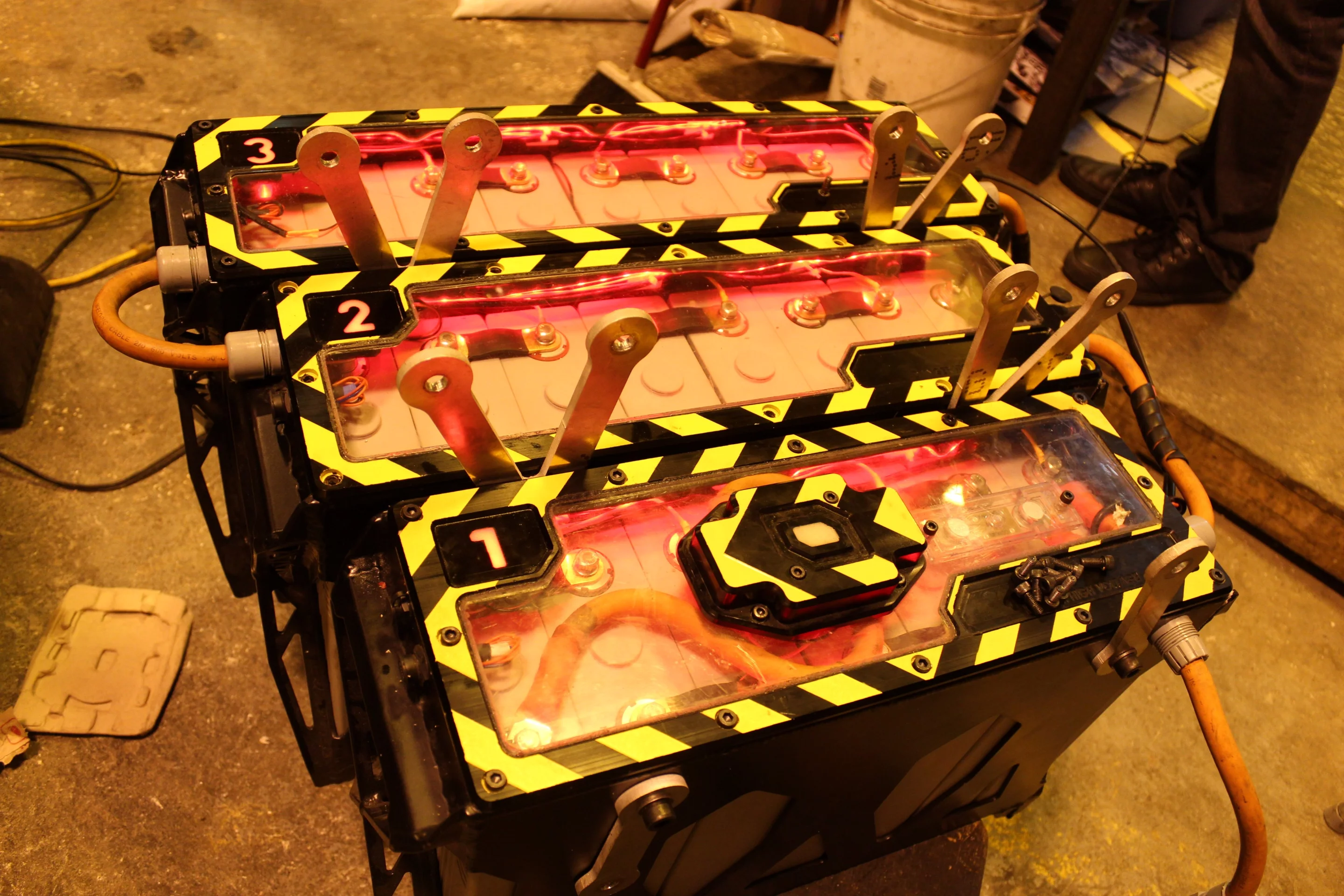 The custom-engineered, 13 kWh lithium-ion battery pack, capable of 100 kW (130 hp) peak output (Photo: Anti-Robot)