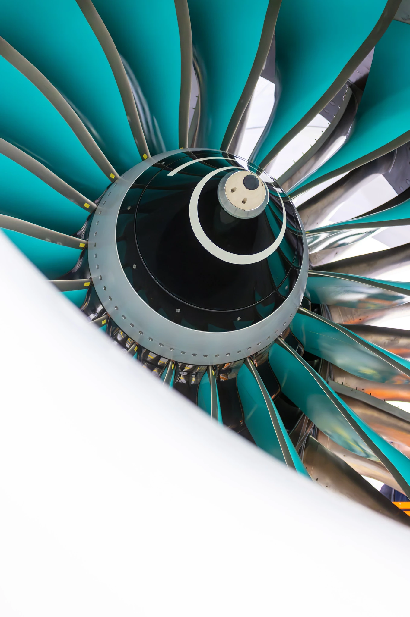 UltraFan showing the spinny bit that warns that you shouldn't be in front