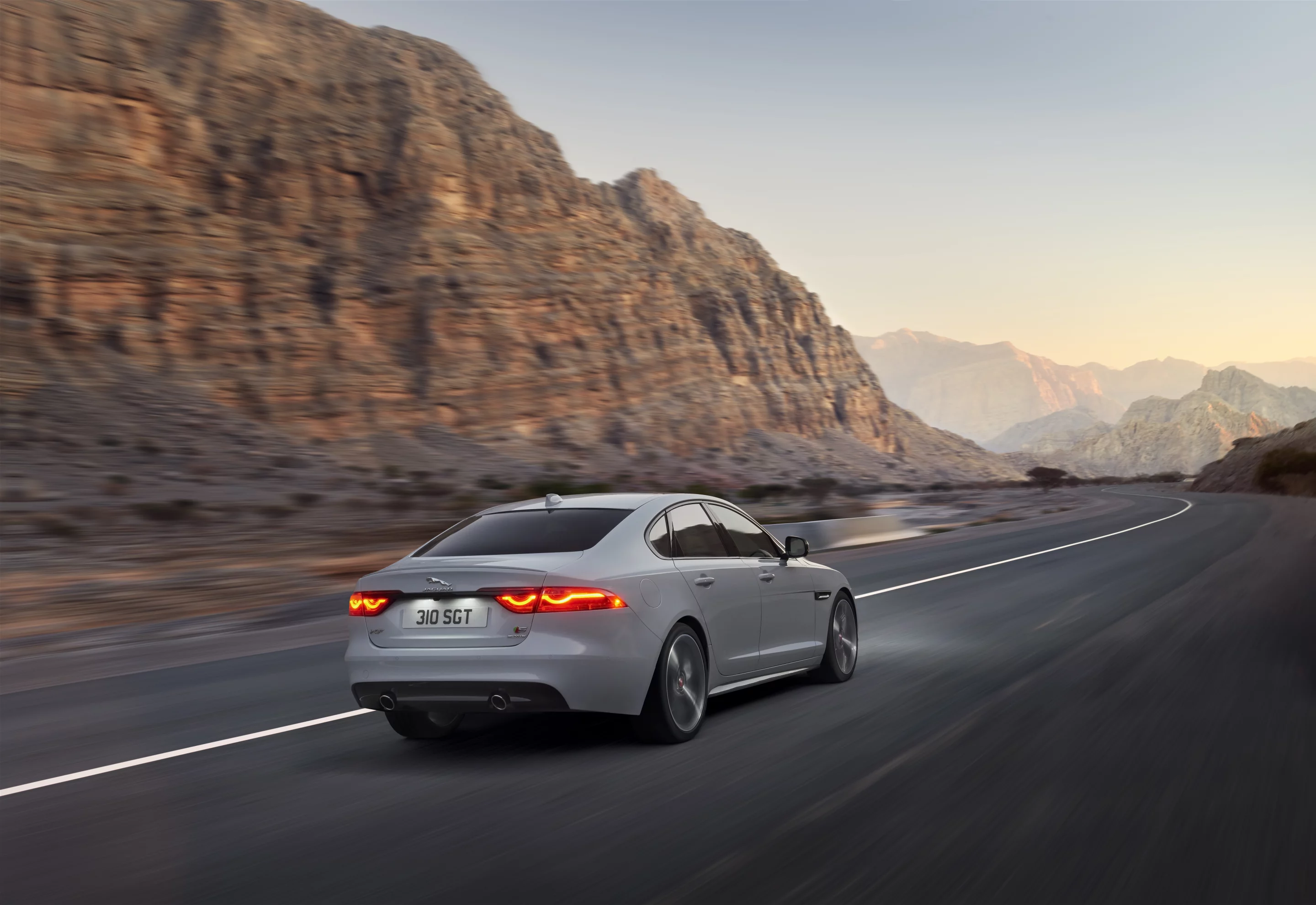 The 2016 Jaguar XF minimizes seams