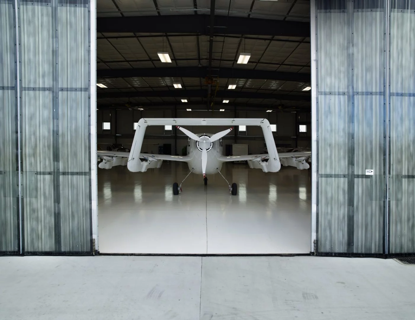 Cora moves forward with the help of a single prop at the rear