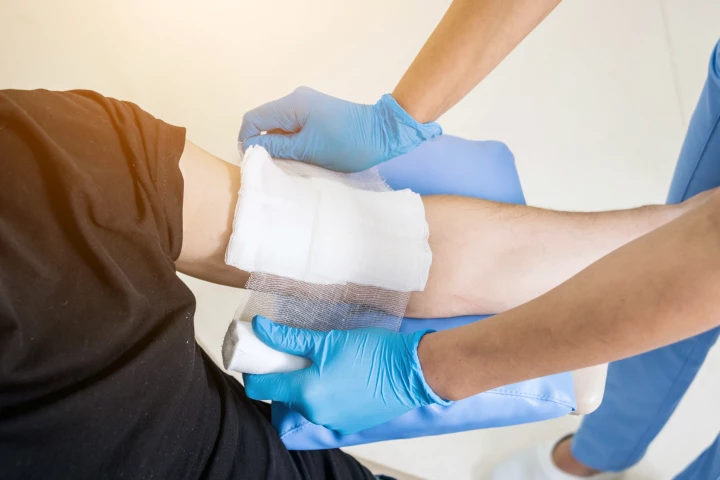 The amino acid serine has been linked to accelerated wound healing
