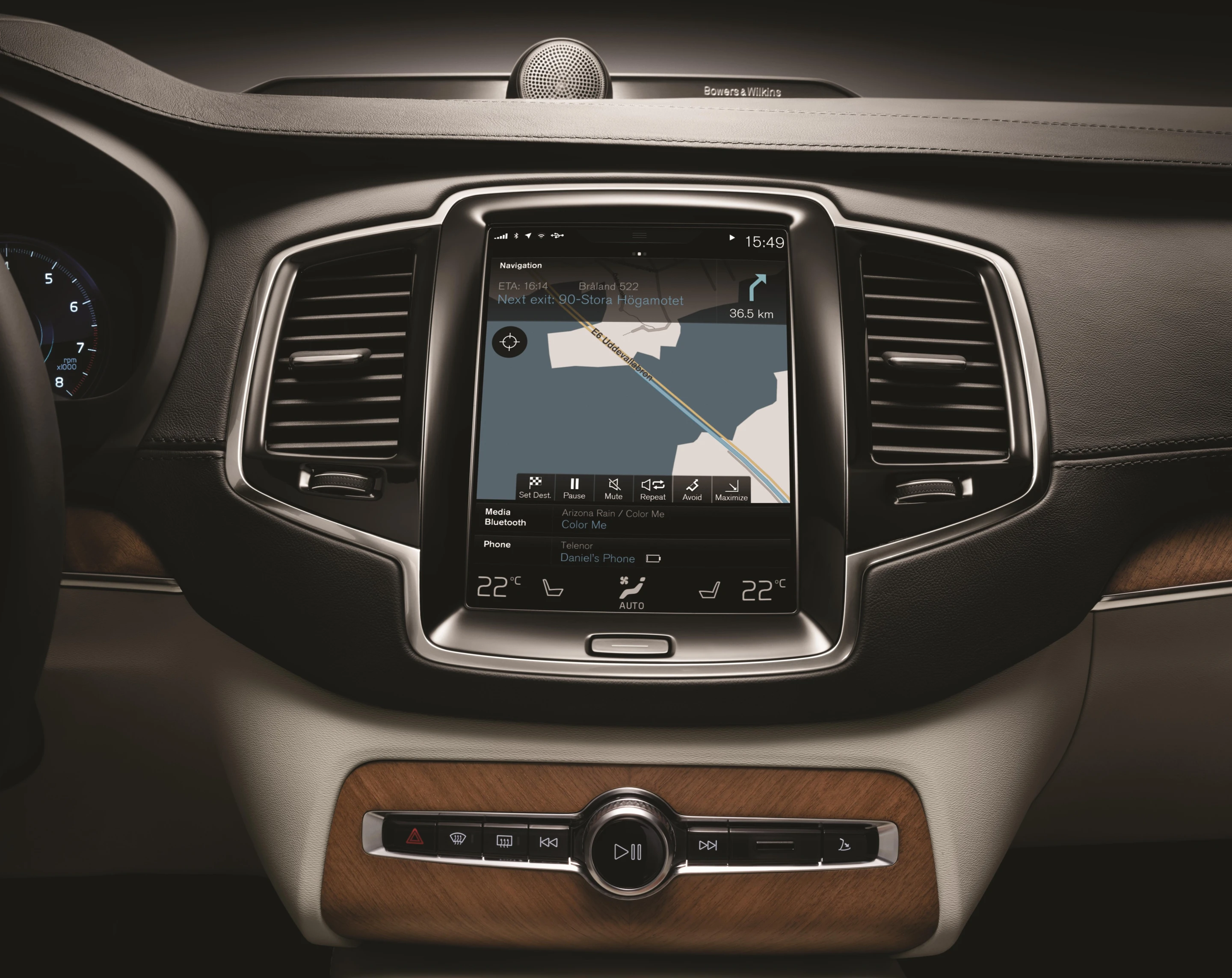 Volvo's new Sensus infotainment system is based around a large central touchscreen
