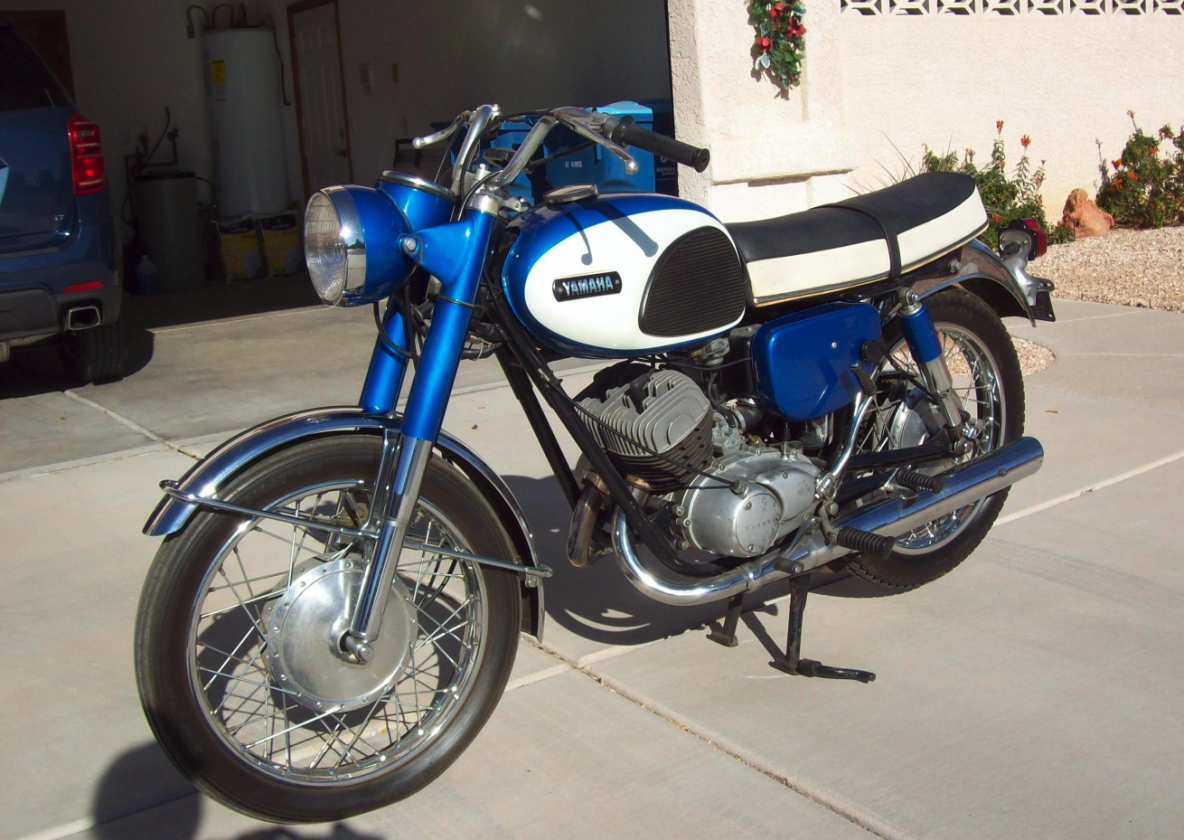 Japanese bikes are only just beginning to get some respect on the auction block, though there's still plenty of time to pick up a bargain. This 1967 Yamaha 246cc YDS3 Catalina is 50 years old, has just 5,518 miles on the odometer, runs perfectly, and as the auction report states "the paint and chrome exhibit rich patina."