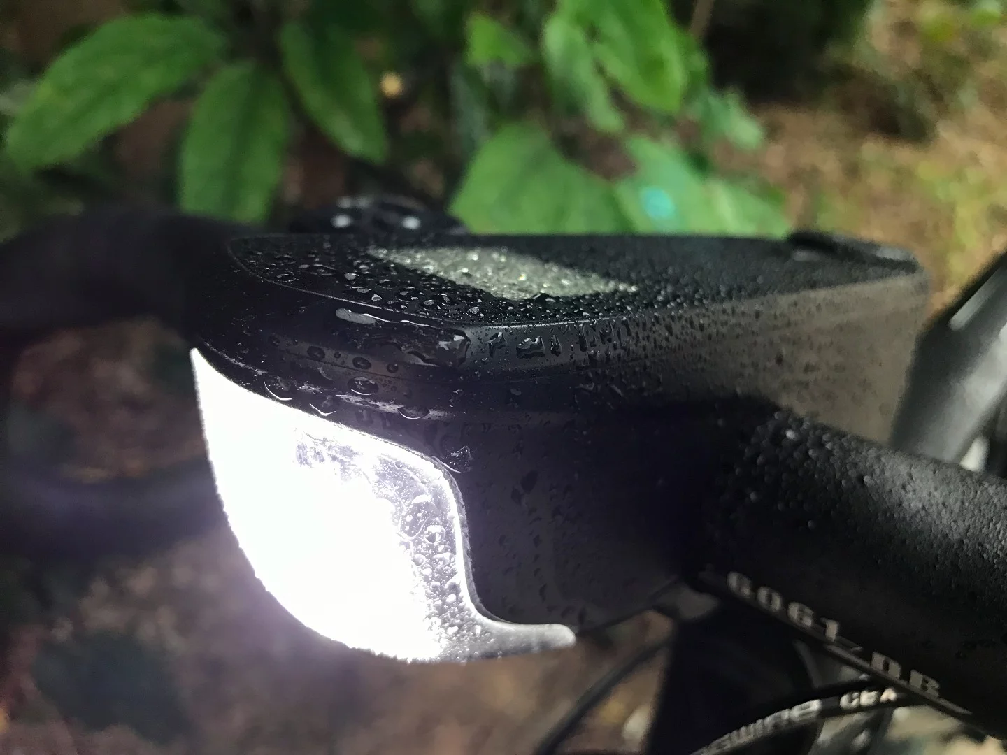 The Speednite features a tilting 800-lumen headlight