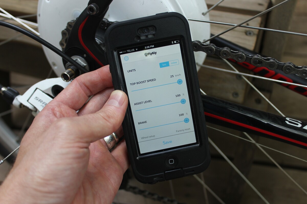The FlyKly Smart Wheel app