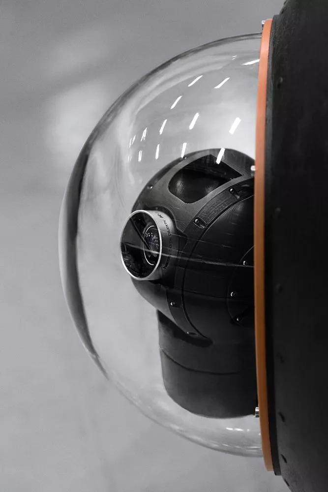 Rotundus GroundBot comes with a pair of cameras, providing its operator with a live video feed in 3D