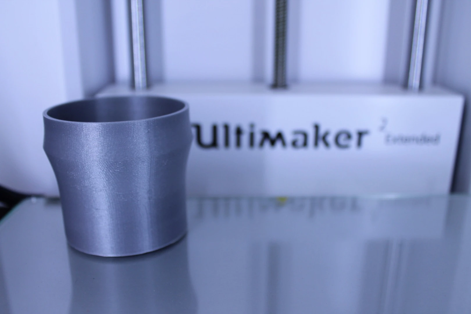 This cup printed to a 20 micron resolution showed little layering