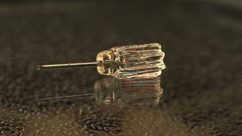 The technology makes it possible to add 3D-printed parts to existing solid objects, such as the handle on a screwdriver shaft