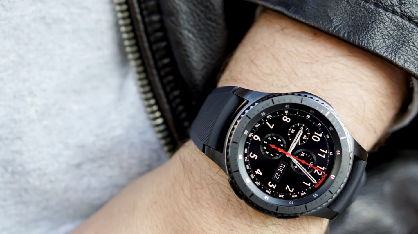 We like the look of this Frontier model, though the watch is large