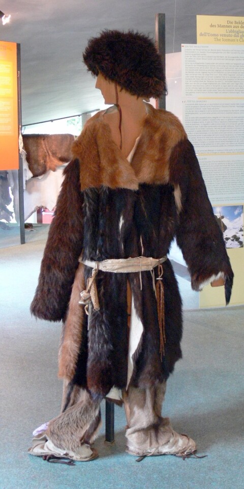 Museum reconstruction of the iceman's garments