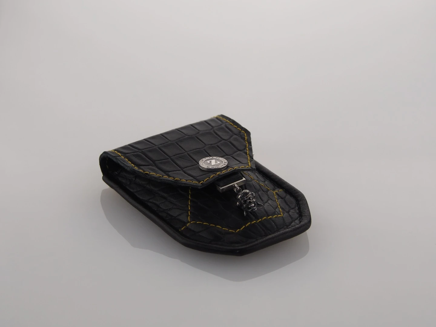 Black Alligator key pouch