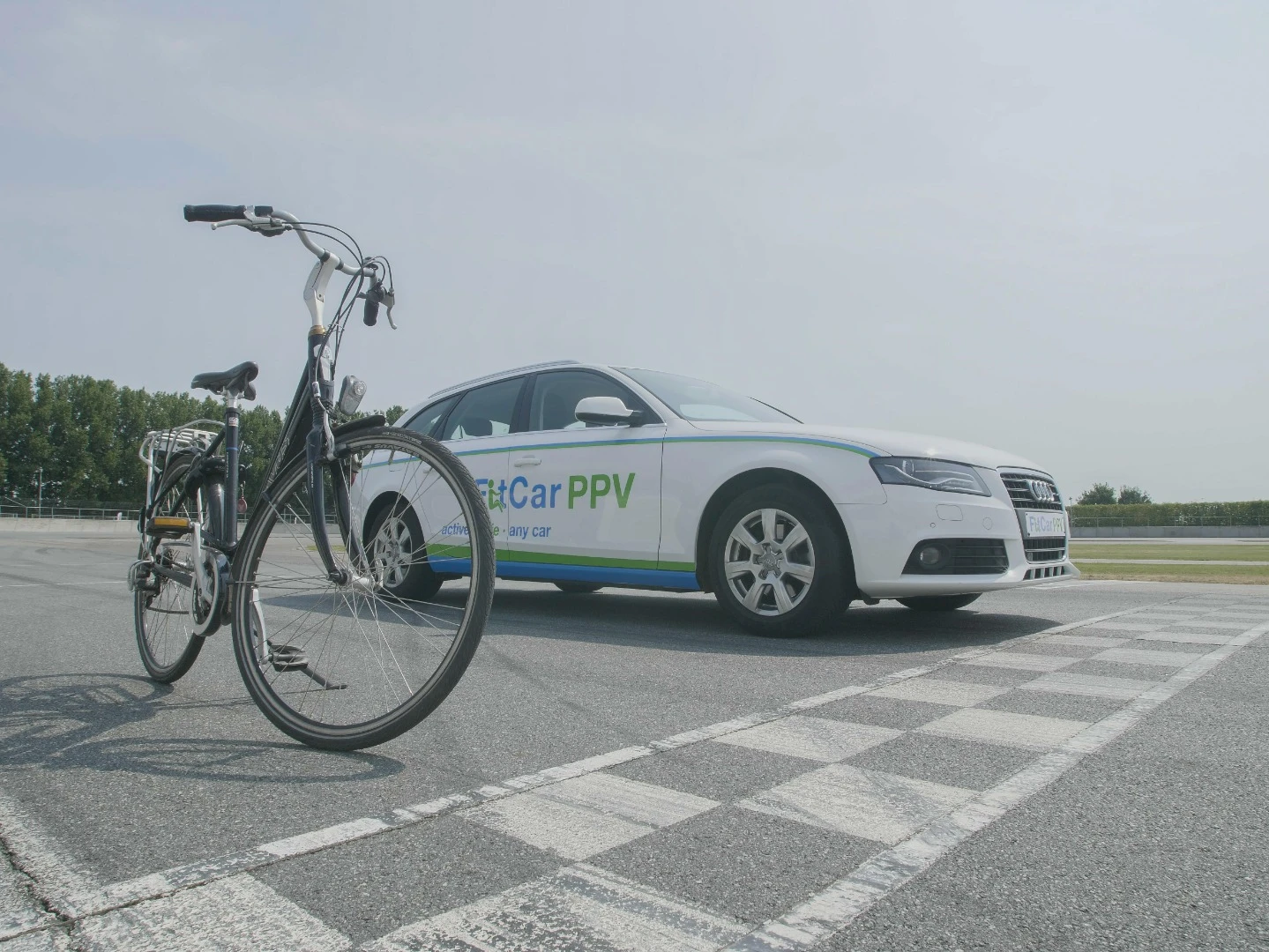 The FitCar PPV was created by Saudi-based inventor called Nasser Al Shawaf and is based on a stock standard Audi A4 Avant