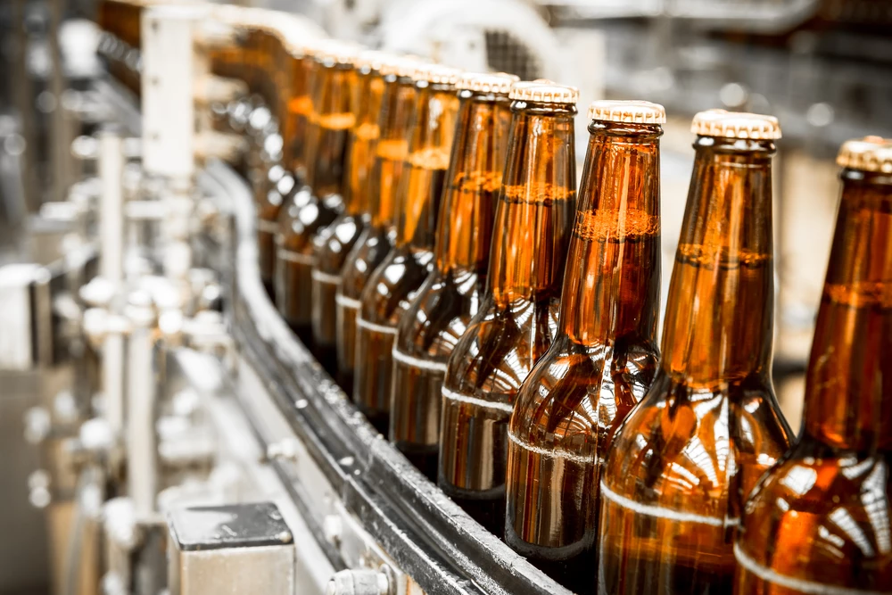 At the Fraunhofer Institute for Applied Polymer Research in Potsdam, scientists are working on a new test for beer pathogens that relies on a polymer powder (Photo: Shutterstock)