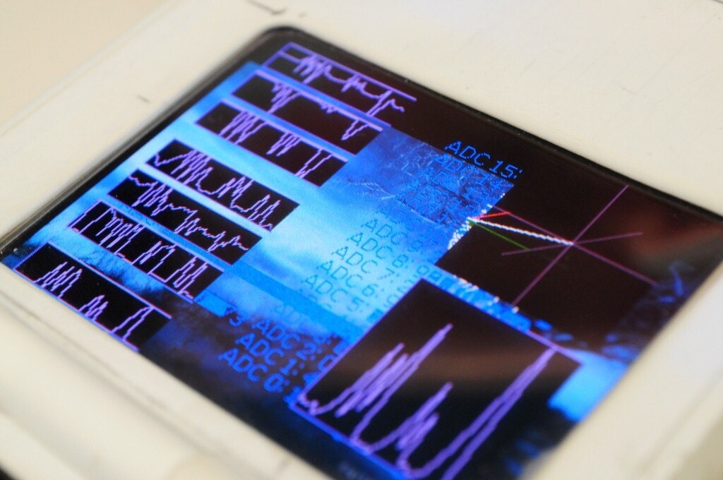 The choice of OLED display brings the data to life
