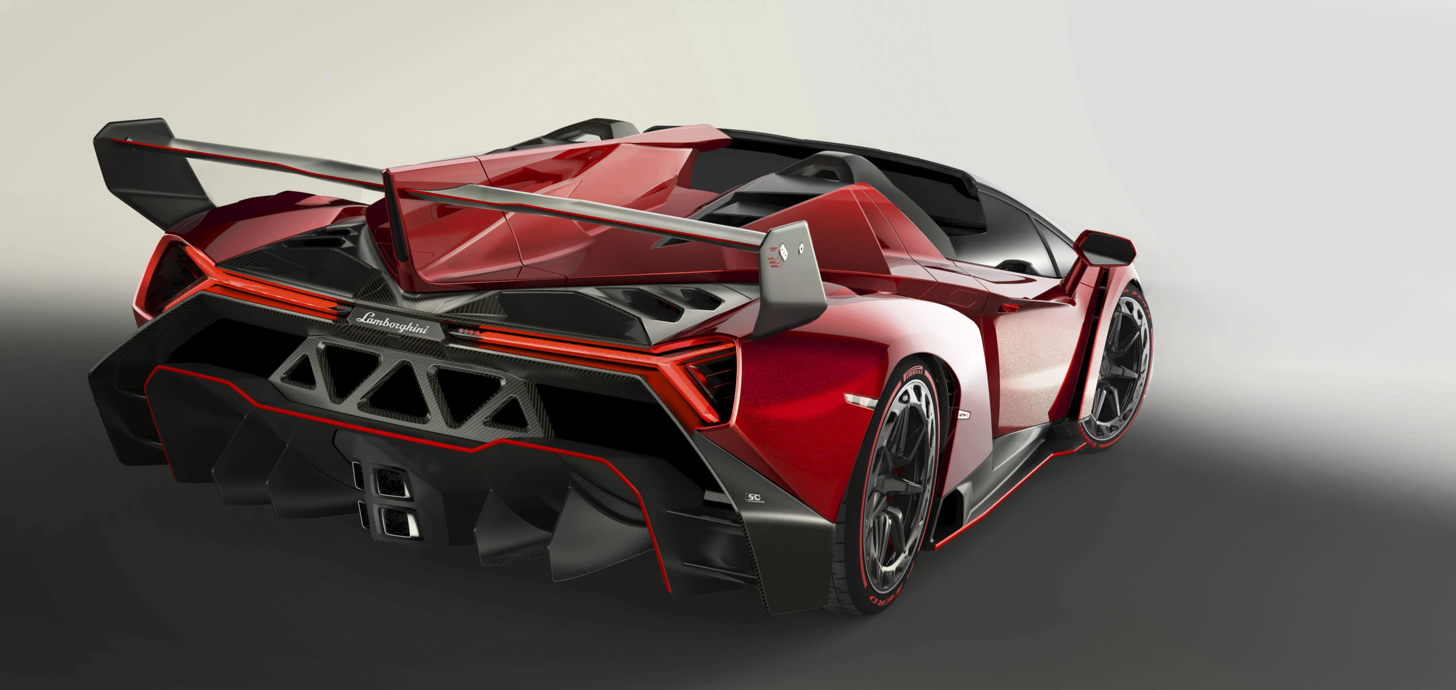 Performance figures of 0-60 mph (96 km/h) in 2.9 seconds and a top speed of 355 km/h (220 mph) will ensure the Roadster keeps pace with the coupe