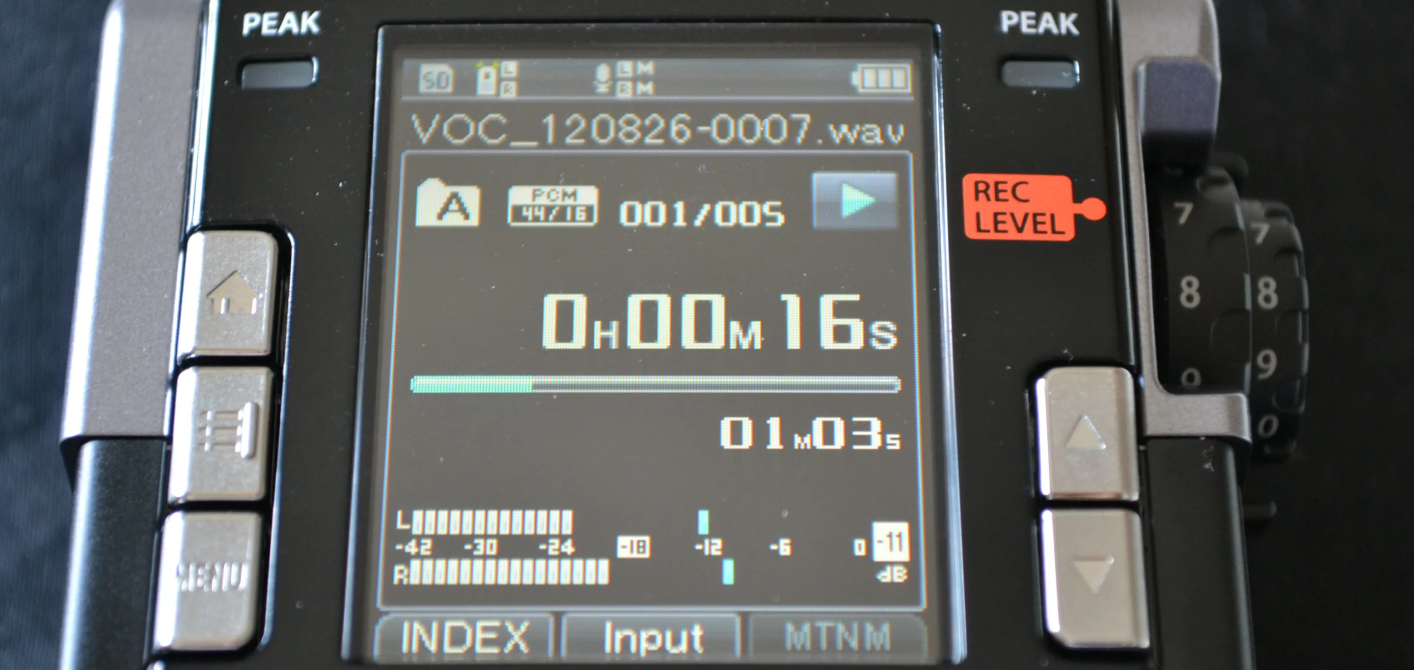 Olympus advises that the input levels do not exceed -6 dB for distortion-free recording