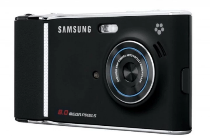 Samsung Memoir 8-megapixel camera phone