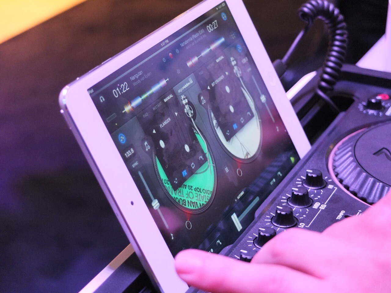 The unit integrates with the popular iOS djay app