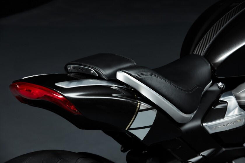 Solo seat unit