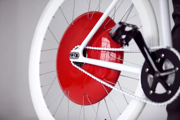 The Copenhagen Wheel turns any bike electric