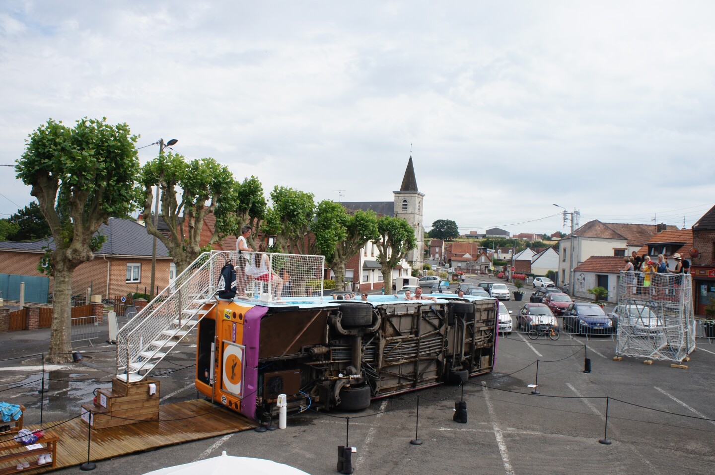 Artist Transforms Old Bus Into Swimming Pool