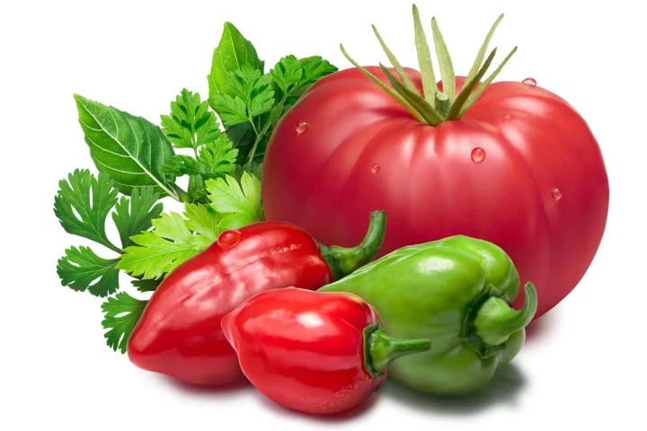 Tomatoes could hypothetically be gene-edited to produce the same spicy compounds found in hot chili peppers