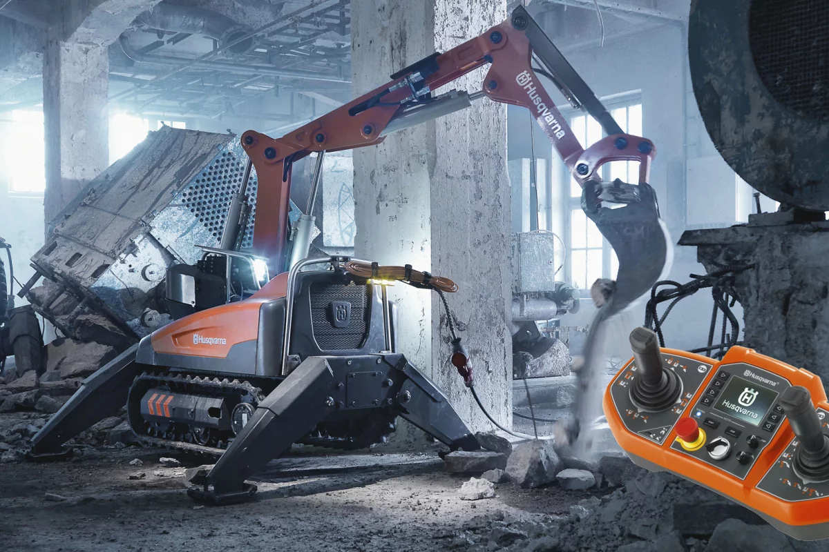 The Husqvarna DXR 140 demolition robot and its Bluetooth remote control