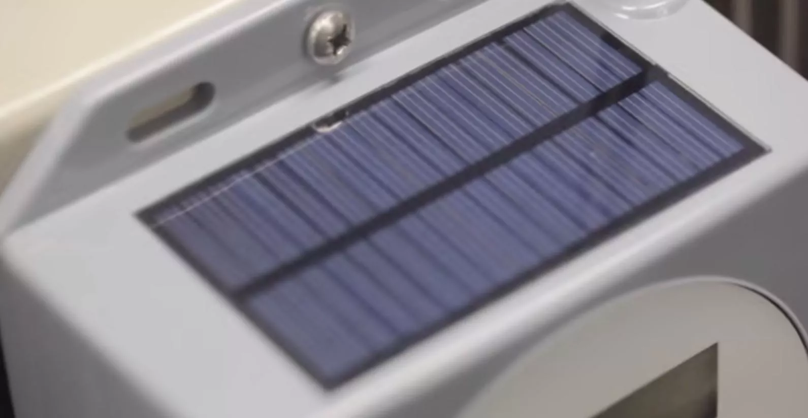 Mistbox is solar powered, negating the need for complicated wiring during installation