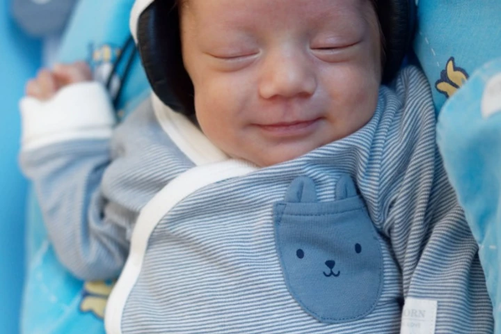 Just a few eight-minute listening sessions a week were enough to significantly improve neural growth of premature babies to that resembling the brain of a full-term infant