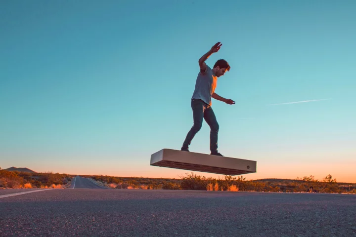 The board is said to be limited to speeds on par with running