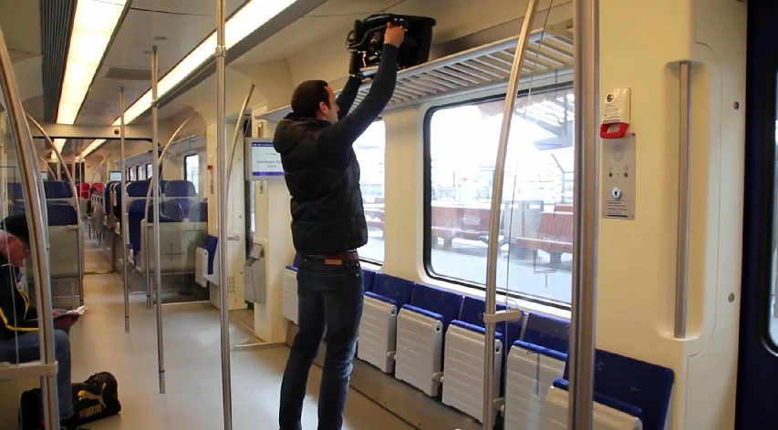 Upon arriving at the destination, users simply fold the electric trike up and trolley it onto the train like a piece of luggage