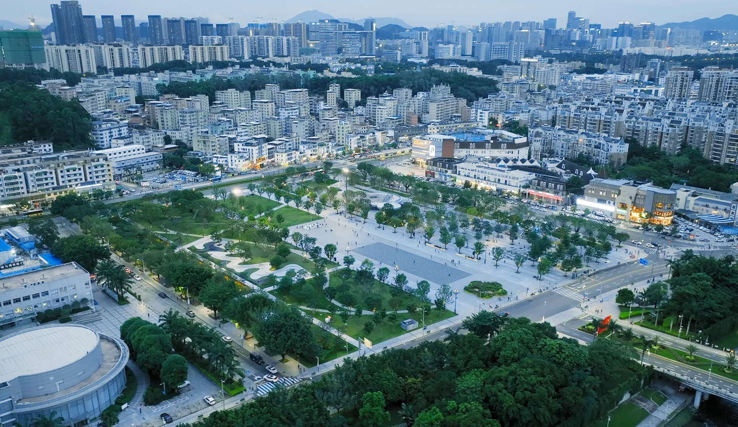 The Landscape of the Year award has gone to Regeneration Of Vitality – Shenzhen Guanlan Riverside Plaza, by LAY-OUT Planning Consultants. It involved renovating a number of tired plazas while adding park areas with ecological gardens, a performance space, and more