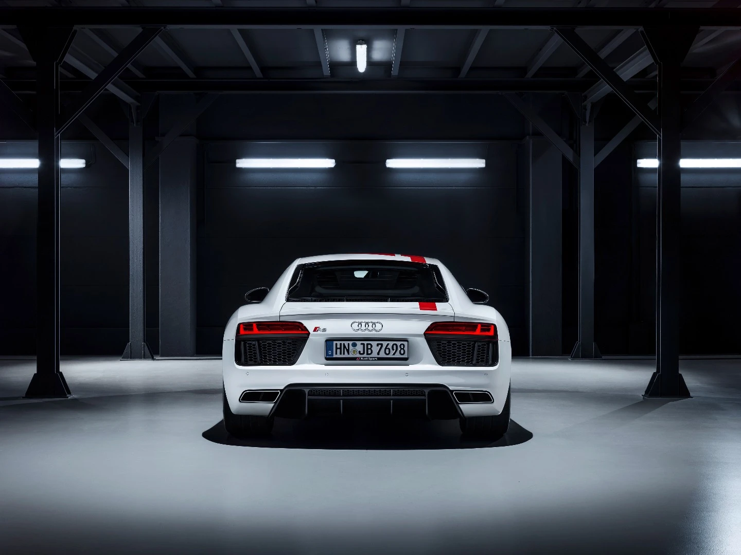 The Audi R8 V10 RWS hits 100 km/h in less than four seconds