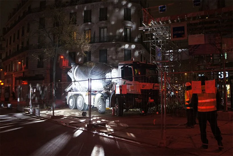 The 2017 mirror ball concrete truck