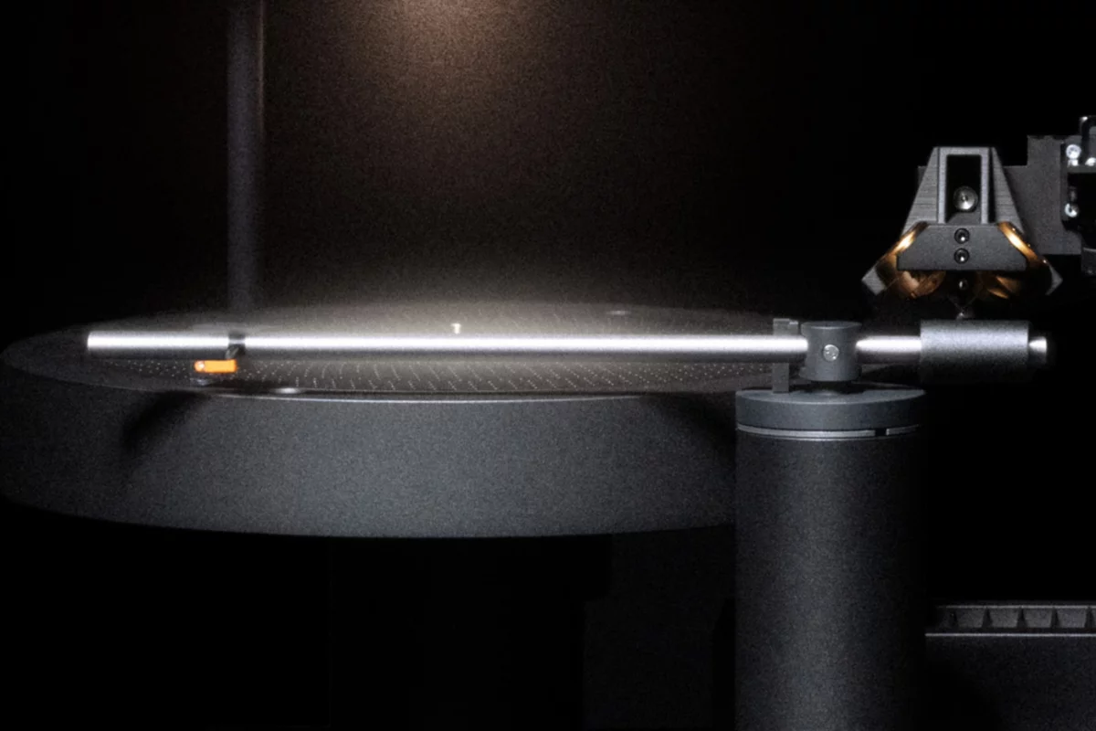 The APC-2 is described as "professional record cutter built and designed for producing original playback discs with superior sound quality in real time"