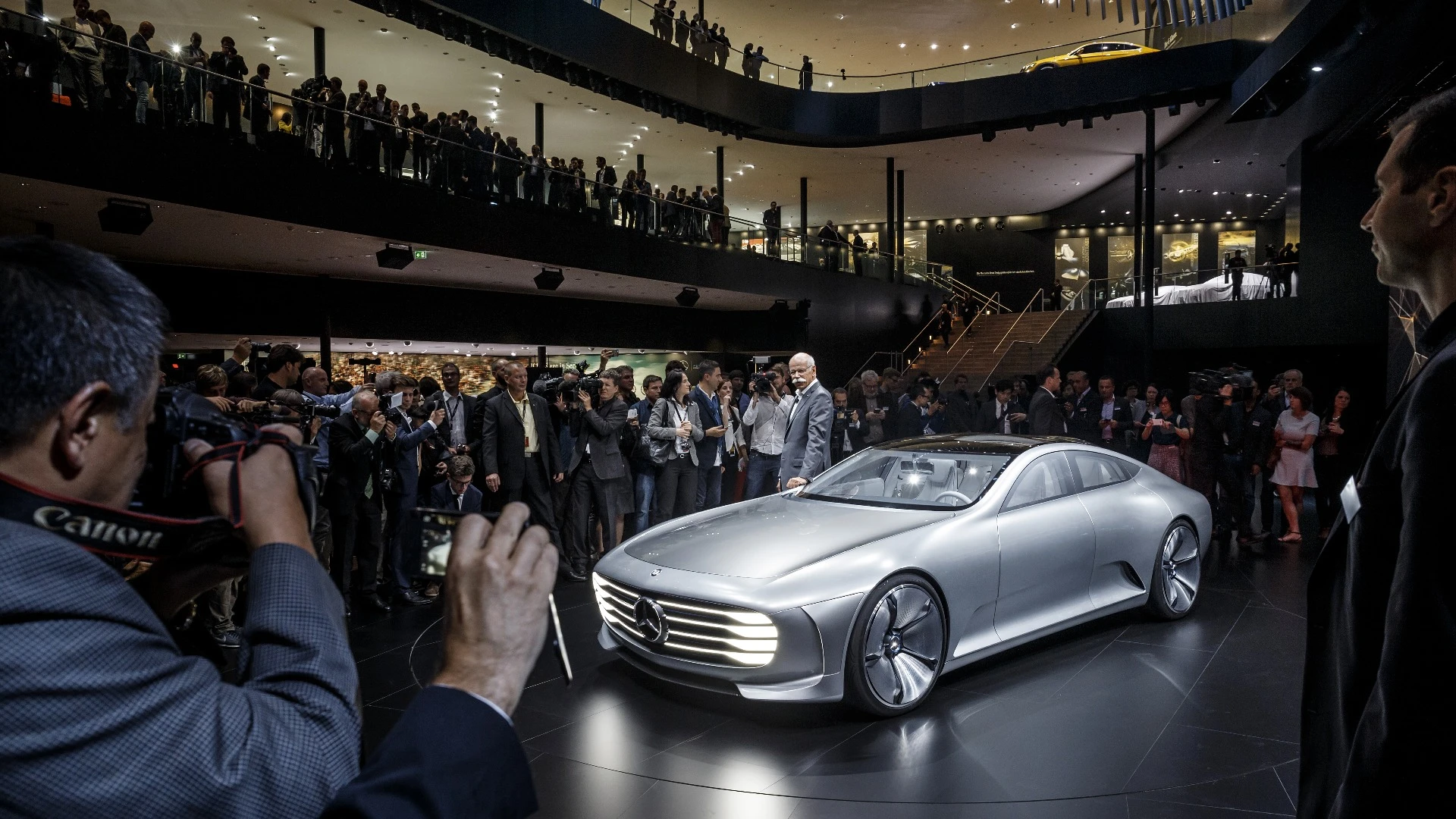 The dish on the car's wheels is style-oriented, and closes up when the rest of the active aerodynamics kick in