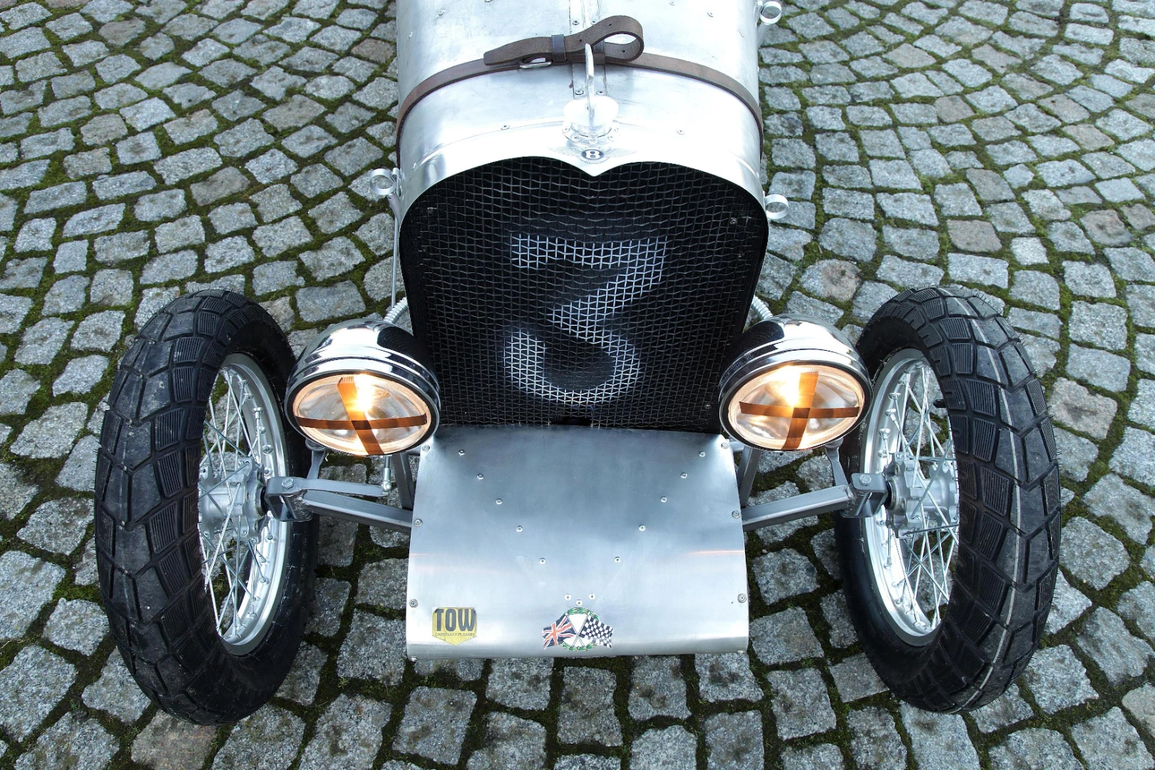 This hand-made 1920s Bentley 4½-Liter Replica Children's Car is to be auctioned at Bonhams' Les Grandes Marques du Monde au Grand Palais auction sale on February 8, 2018 and is estimated to sell for between €5,000 and €7,000