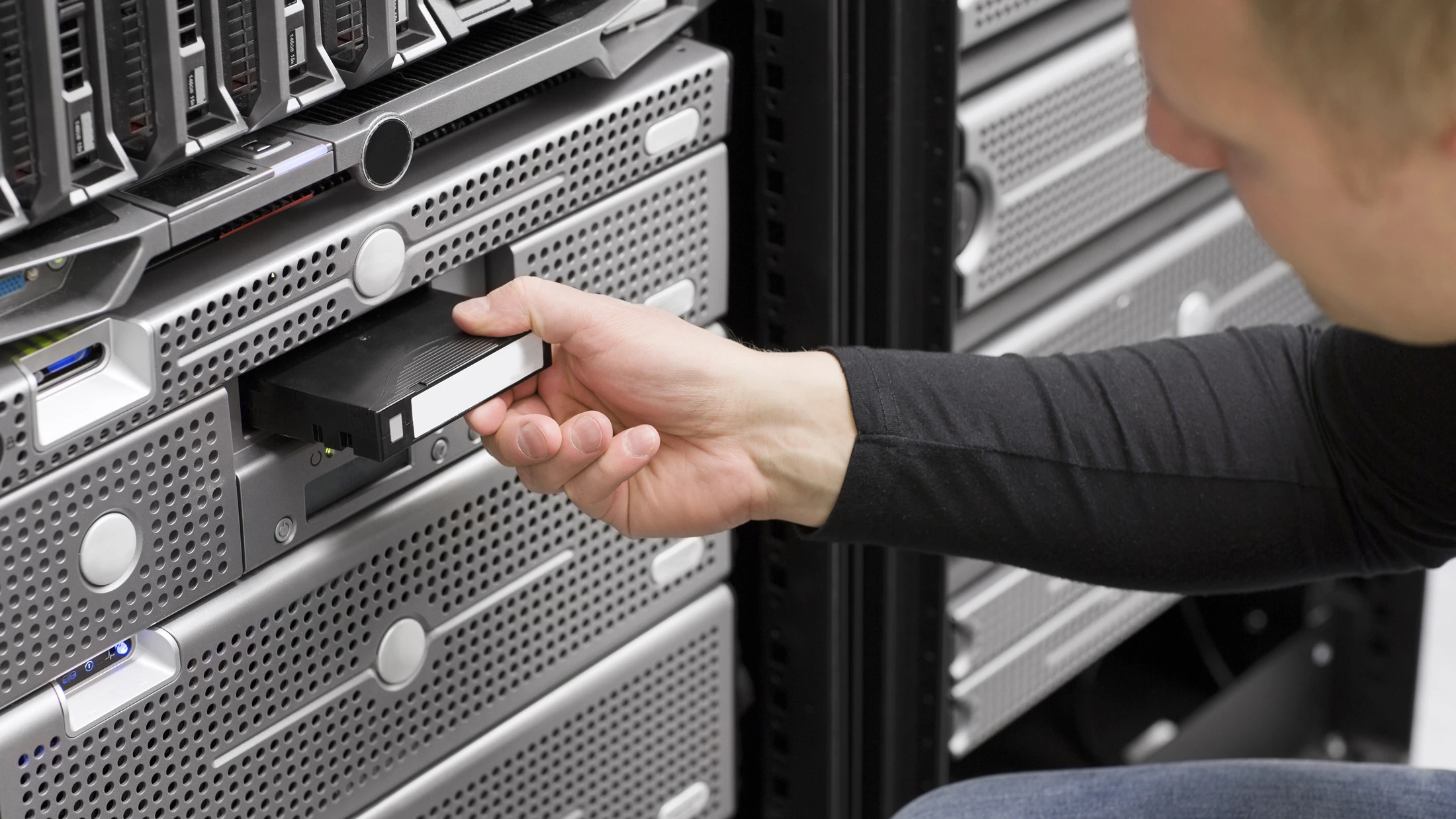 Sony has increased the capacity of magnetic tape, which is still widely used for data backups (Photo: Shutterstock)