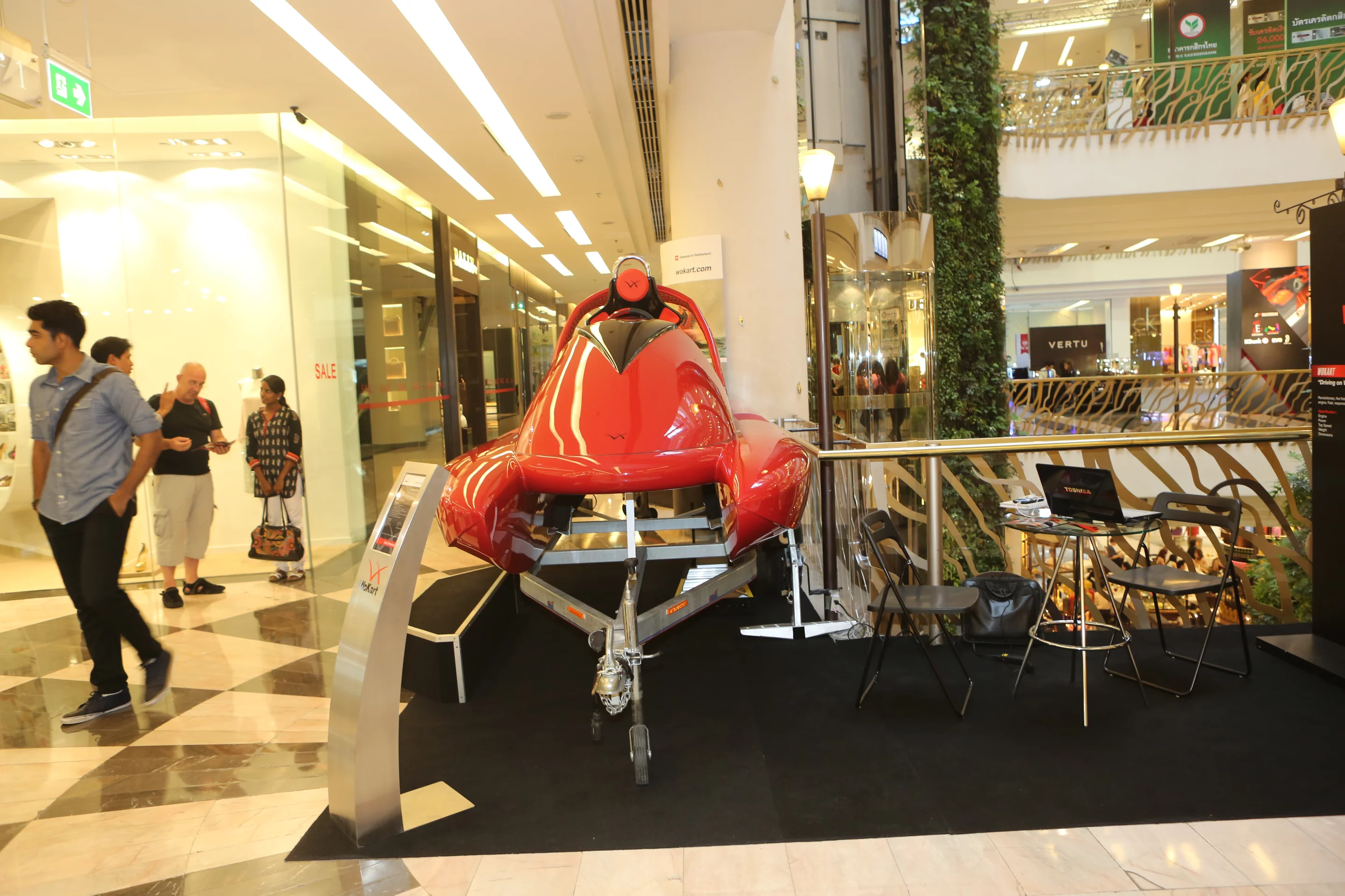 The Wokart uses any outboard motor up to 75 hp (Photo: Husna Namirembe / Gizmag.com)