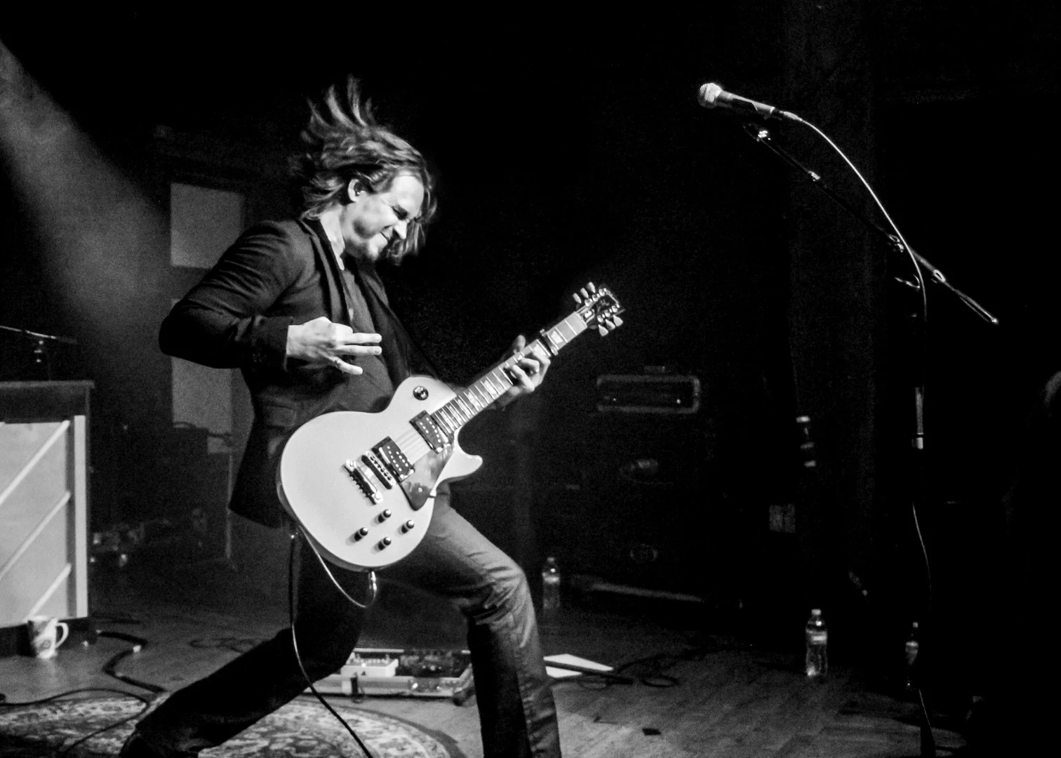 Jonathan Jackson (Enation, star of ABC’s Nashville) with a pair of Rivet pickups in his Les Paul