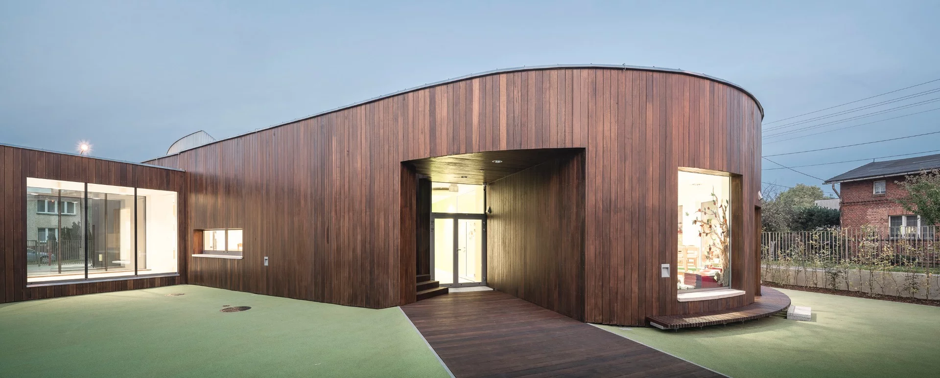 Kindergarten has a total floorspace of 1,060 sq m (11,409 sq ft)