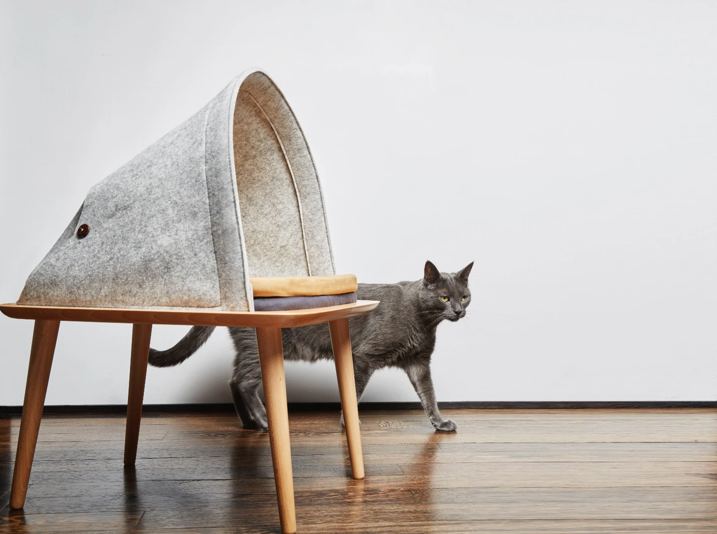 A number of color options are available and the fabric can be replaced when your ungrateful cat inevitably destroys it