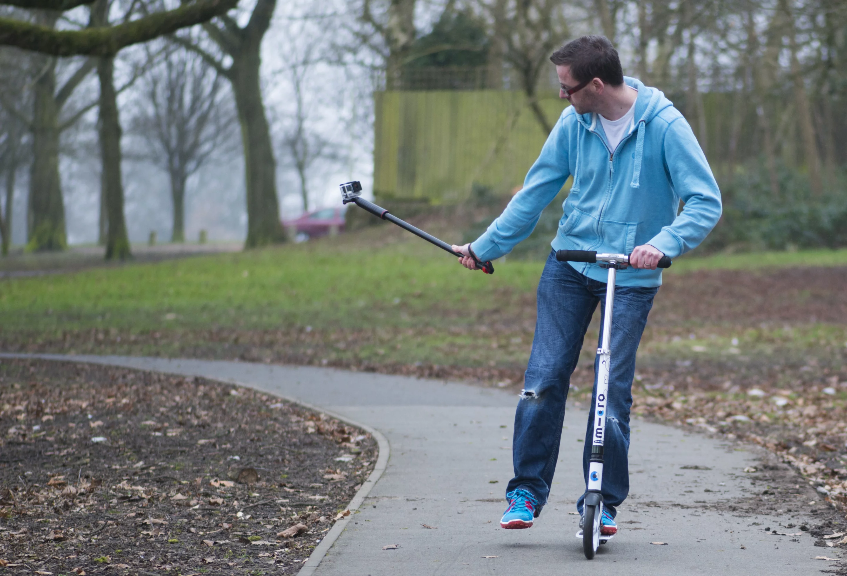 The Joby Action Grip and Pole lets you shoot selfies as you pull tricks ... or not in this case (Photo: Jennifer Crisp/Gizmag.com)