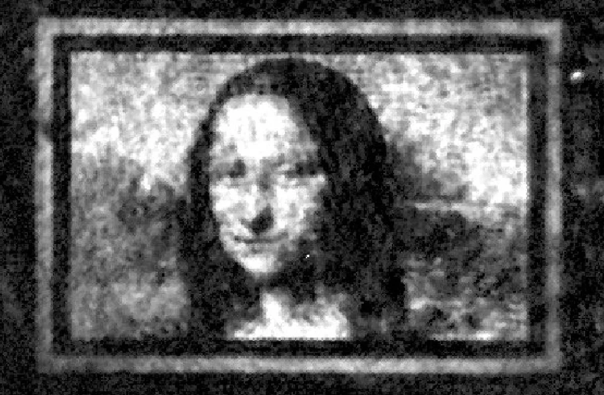 The Mona Lisa, imaged on a "quantum canvas" that's only as wide as a human hair