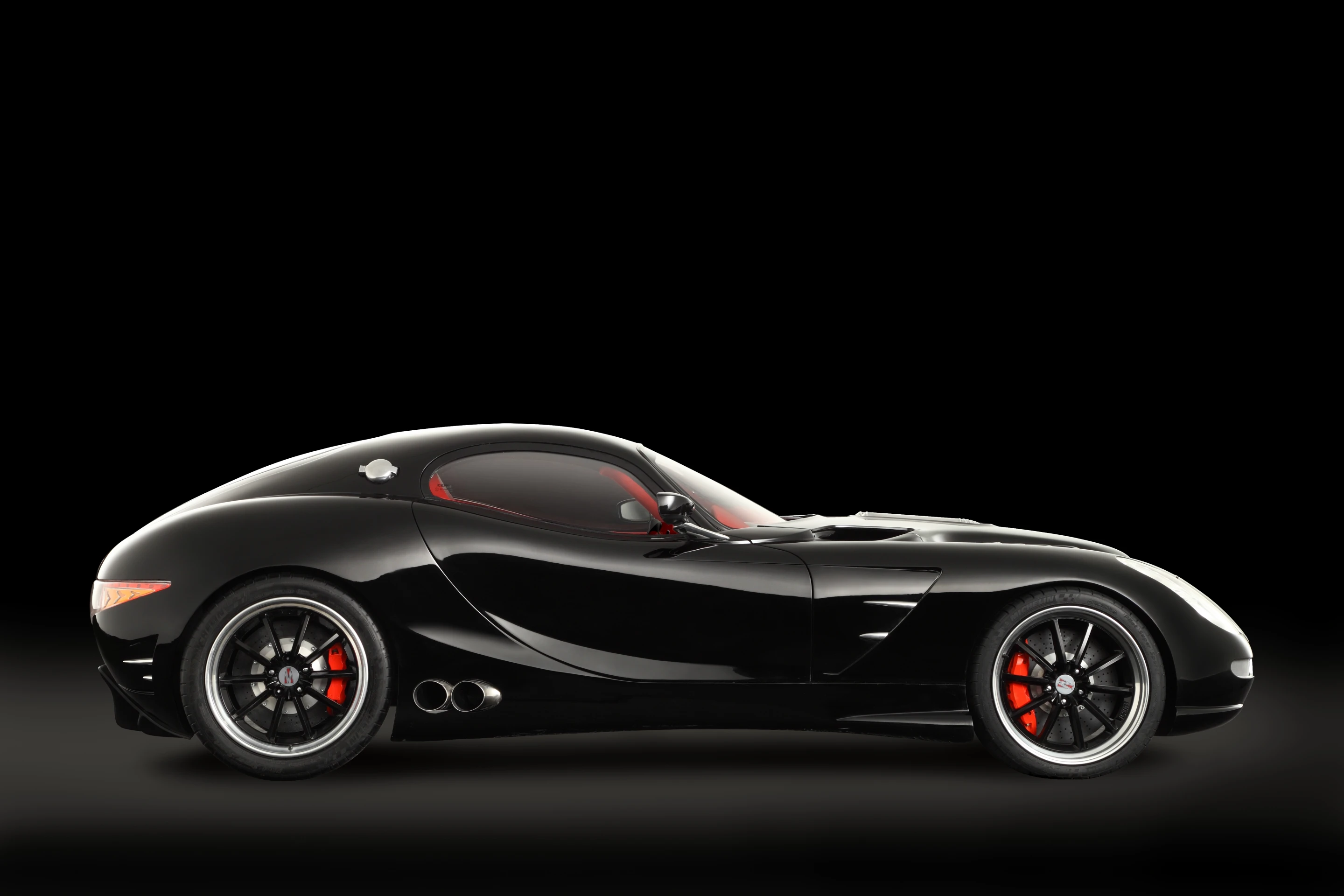 190 mph worth of speed potential and 2,000 miles worth of range