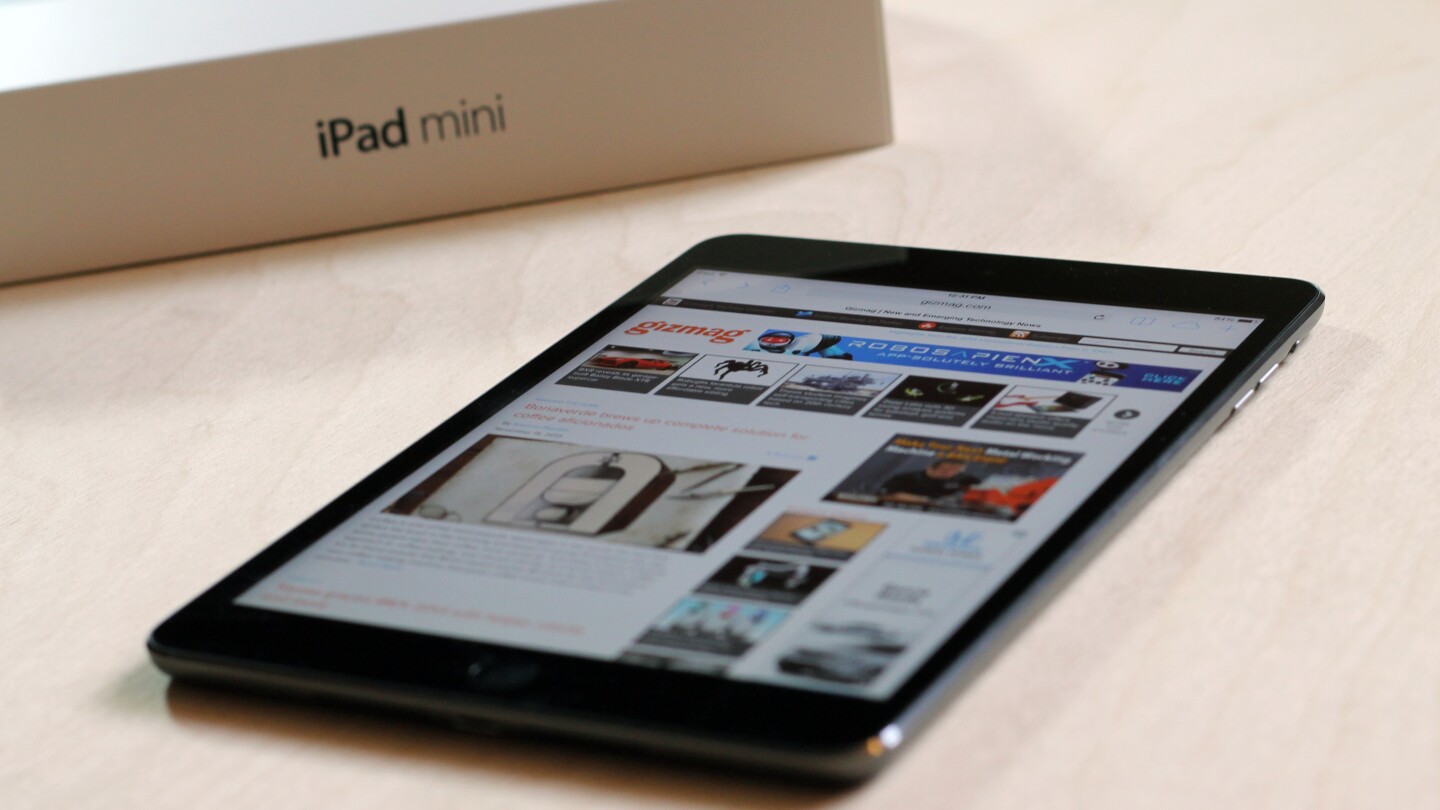 Gizmag highly recommends the new iPad mini, though you'll have to pay at least $400 this time around